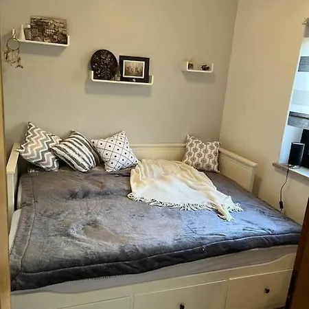 2 Schlaf- & 2 Badezimmer - Direkte Busverbindung Bis Koeln Hbf, Messe Διαμέρισμα