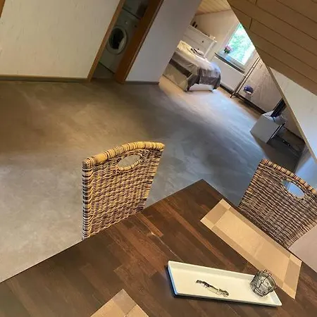 2 Schlaf- & 2 Badezimmer - Direkte Busverbindung Bis Koeln Hbf, Messe Λεβερκούζεν