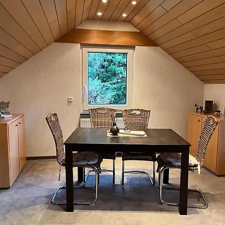 2 Schlaf- & 2 Badezimmer - Direkte Busverbindung Bis Koeln Hbf, Messe Διαμέρισμα