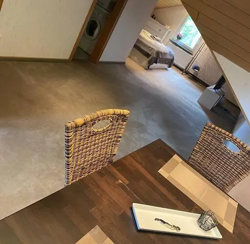 2 Schlaf- & 2 Badezimmer - Direkte Busverbindung Bis Koeln Hbf, Messe Leverkusen